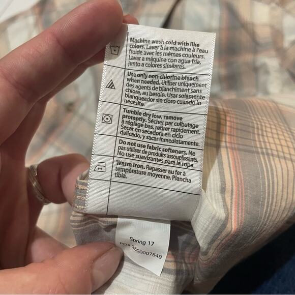 Carhartt Pink White Plaid Button Front Shirt Top Women’s Size Small‎ - Picture 13 of 15